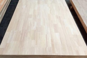 橡膠木指接板行業(yè)的重點(diǎn)是解決二次貼面的技術(shù)難題