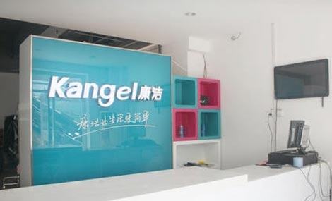 開小型干洗店一年能賺多少啊?